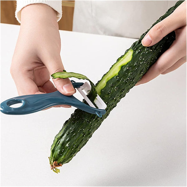 Accessoire de la mandoline qui epluche 