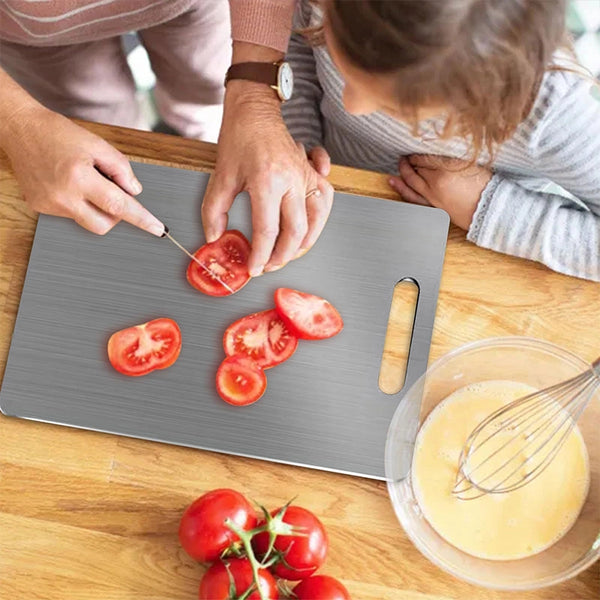 planche a decouper en titane